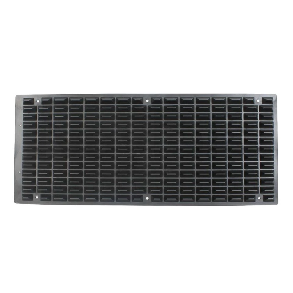 The Equine Scratcher 5 The Equine Scratcher - Image 3