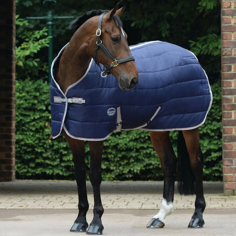 Weatherbeeta ComFiTec 210D Channel Quilt 110g Light-Medium Standard Stable Rug Navy 4 Weatherbeeta ComFiTec 210D Channel Quilt 110g Light-Medium Standard Stable Rug Navy - Image 2