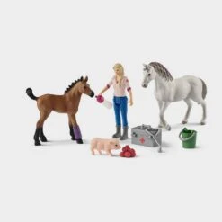 Schleich Vet Visiting Mare And Foal