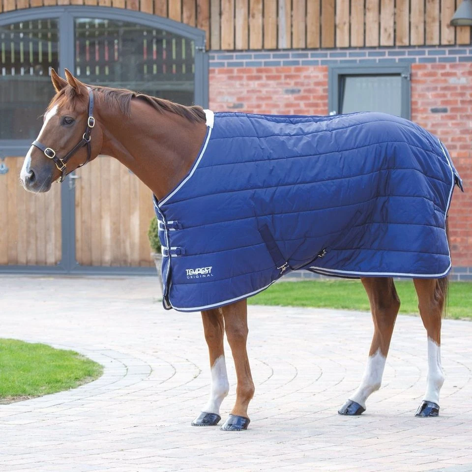 Tempest 200g Stable Rug And Neck 3 Tempest 200g Stable Rug And Neck
